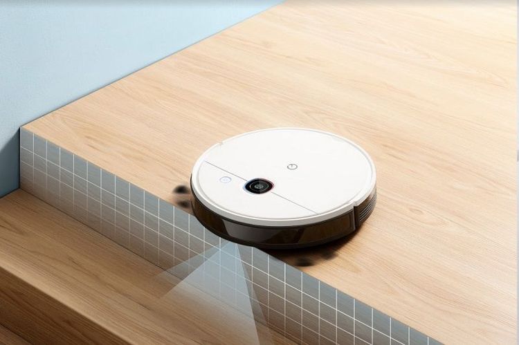 robot-aspirateur-yeedi-marche-escalier