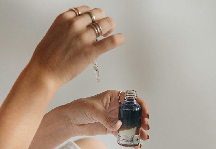 Peau sensible : quel sérum choisir pour l’apaiser ? | So Busy Girls