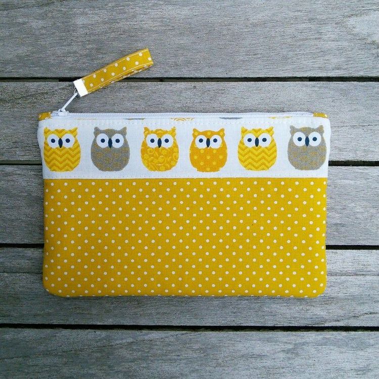 trousse-hibou-jaune