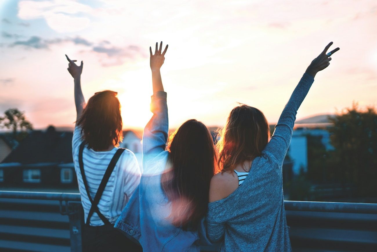 Aimer faire des choses ensemble est le signe d'une grande amitié.
