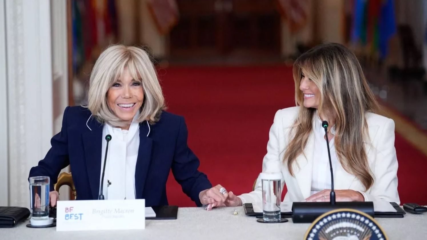 Bravo pour ce que tu fais : ce moment entre Brigitte Macron et Melania Trump qui a marqué la Maison-Blanche