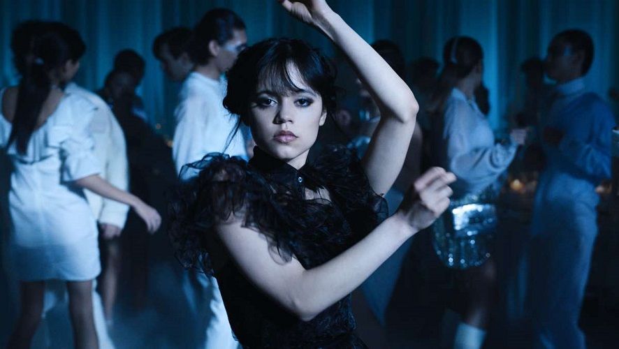mercredi-saison-2-confirmee-par-netflix