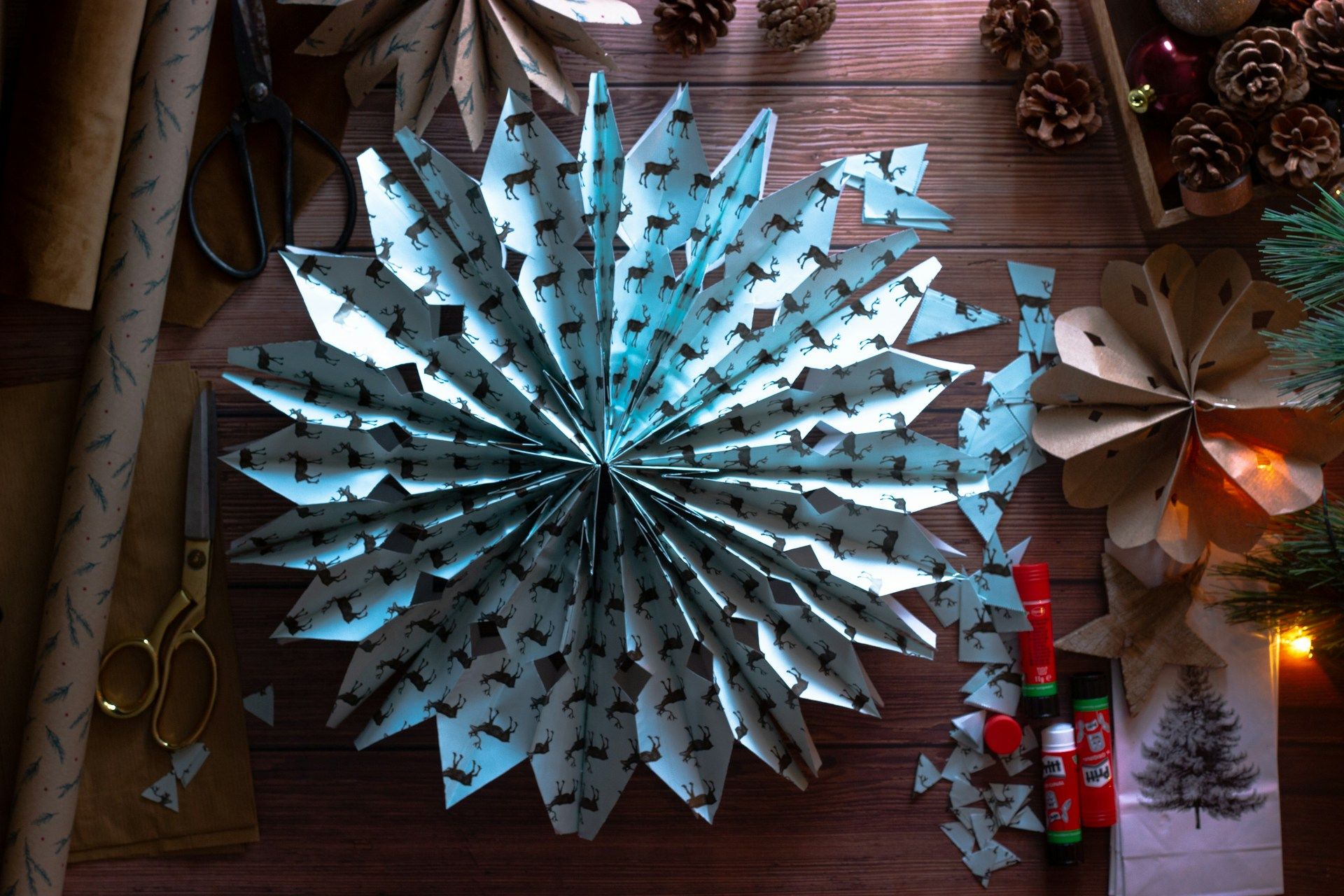 Que peut-on faire avec du papier journal ? 10 DIY originaux et faciles.