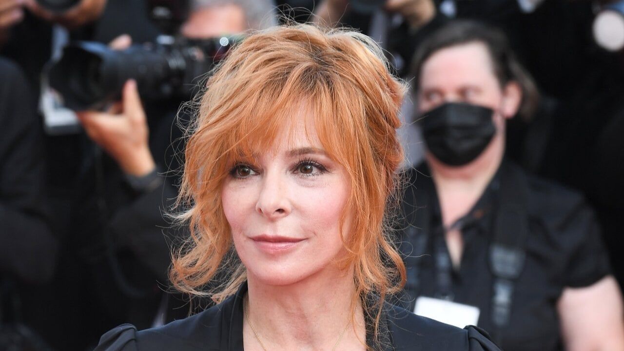 Myl&egrave;ne Farmer tr&egrave;s inqui&egrave;te face aux nombreuses d&eacute;rives : Prot&eacute;geons les cr&eacute;ateurs