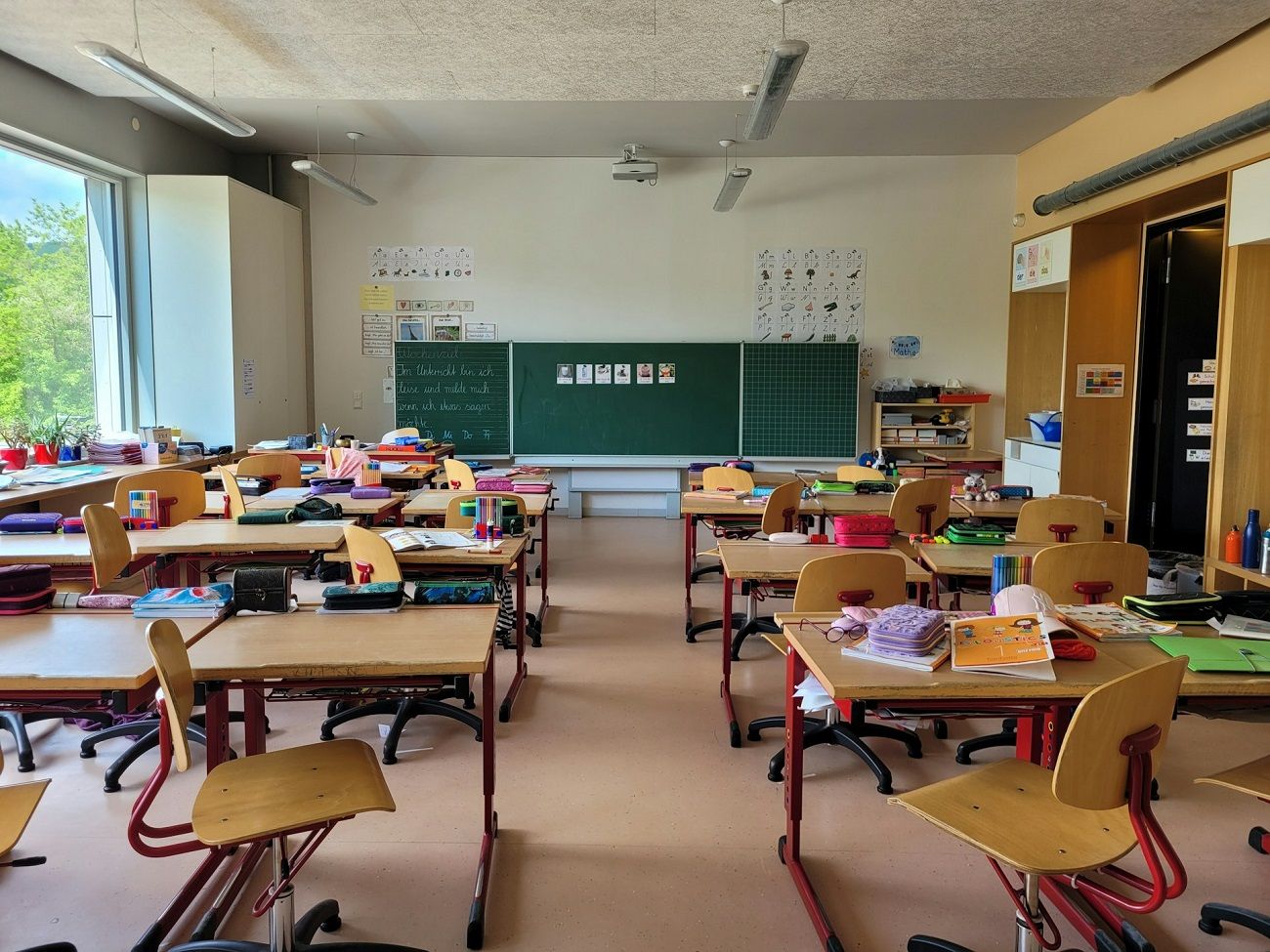 Prof de fran&ccedil;ais en 30 minutes ou comment enseigner sans Capes : cette nouvelle exp&eacute;rimentation qui affole les coll&egrave;ges et lyc&eacute;es