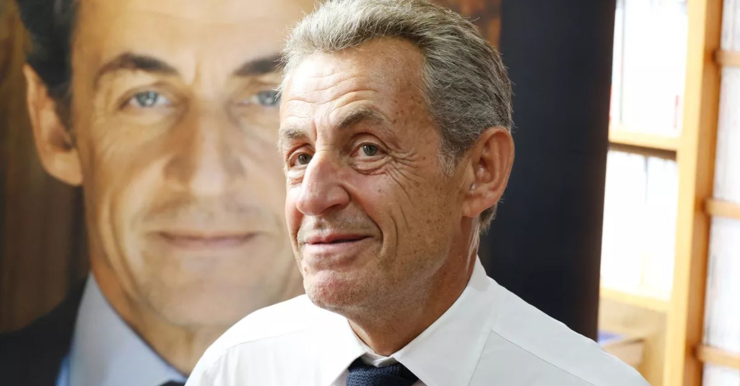 3 500 euros pour un objet très inattendu : ce cadeau offert à Nicolas Sarkozy pour ses 71 ans surprend même ses proches