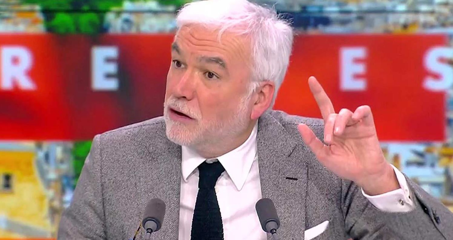 Pascal Praud face à une nouvelle polémique : son mea culpa peut-il vraiment suffire ?