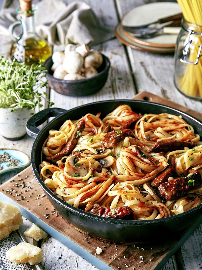 pates-champignon-sauce-tomate