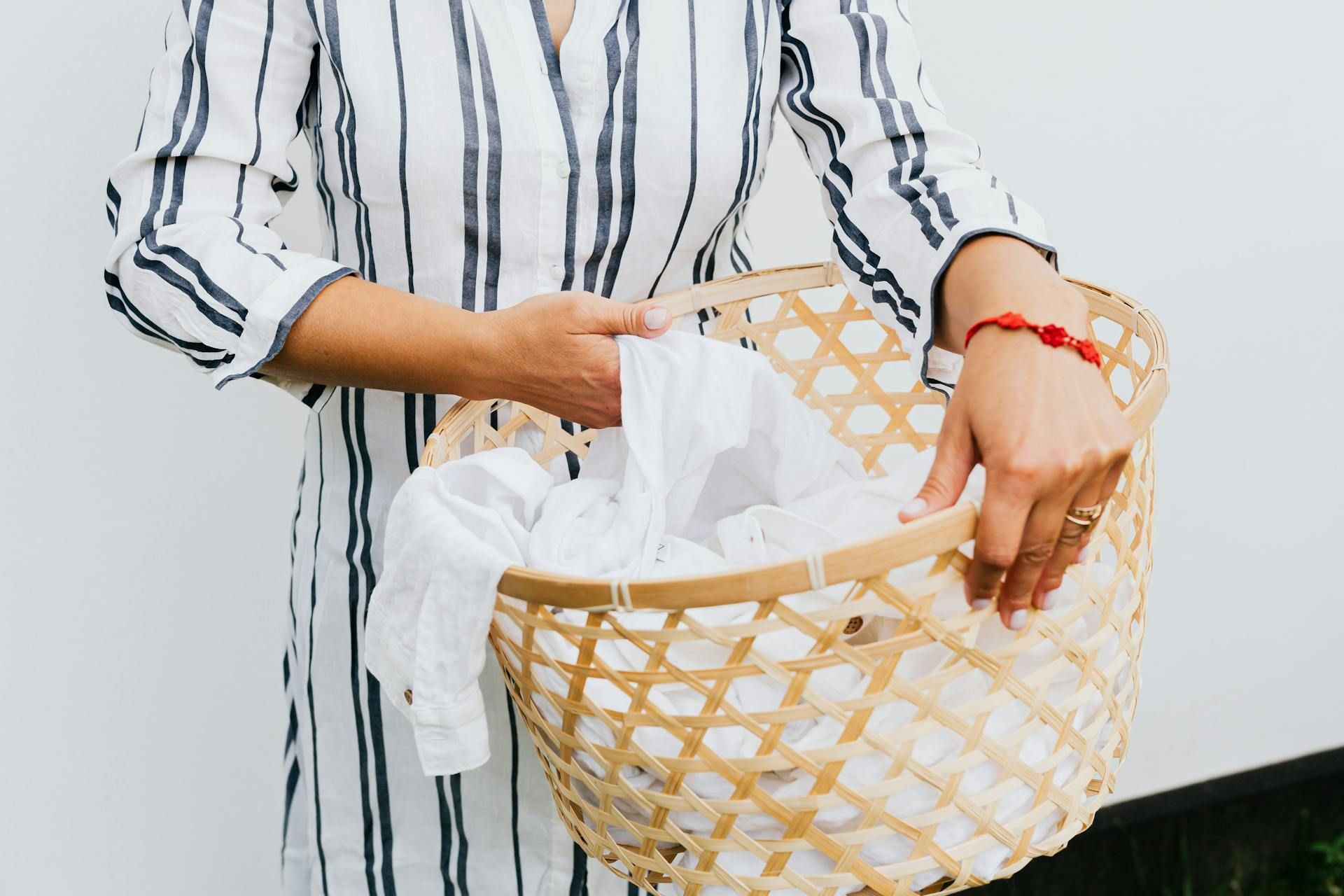 Comment mieux laver ses vêtements pour moins les abîmer ?