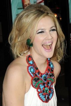 piercing-langue-drew-barrymore