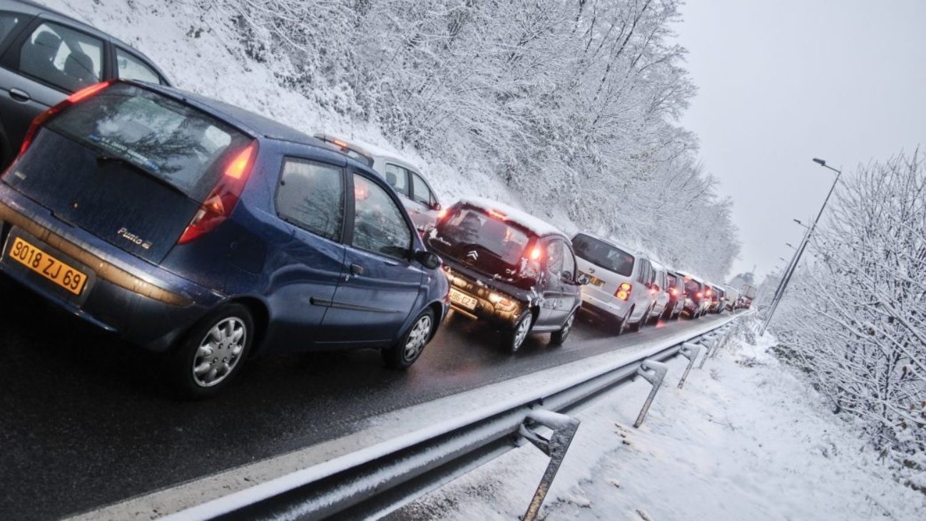 Pneus neige obligatoires dès ce 1er novembre : voici les 34 départements concernés