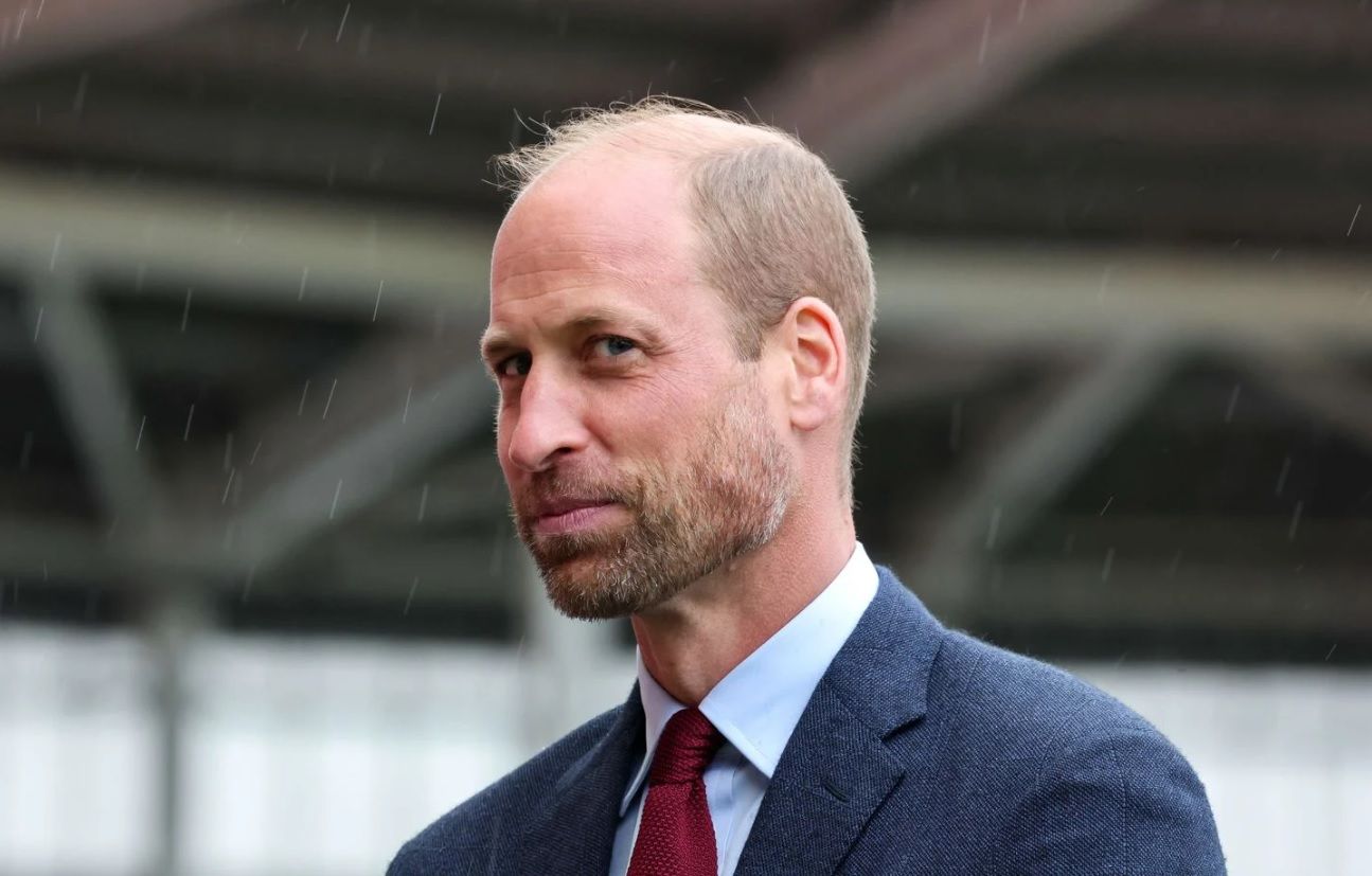 Monsieur&hellip; : interpell&eacute; en pleine visite officielle, le silence glacial du prince William sur le scandale Andrew fait pol&eacute;mique