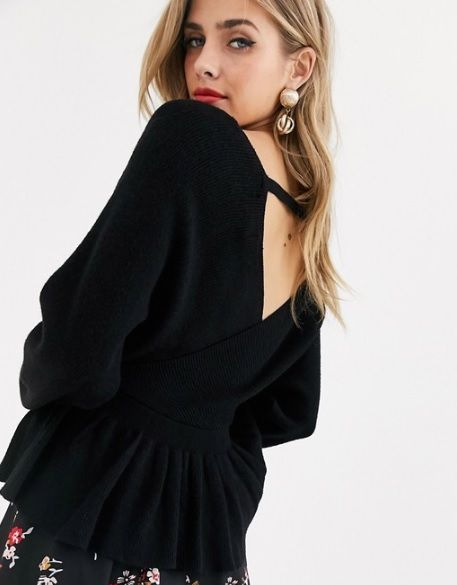 pull-cache-coeur-noir