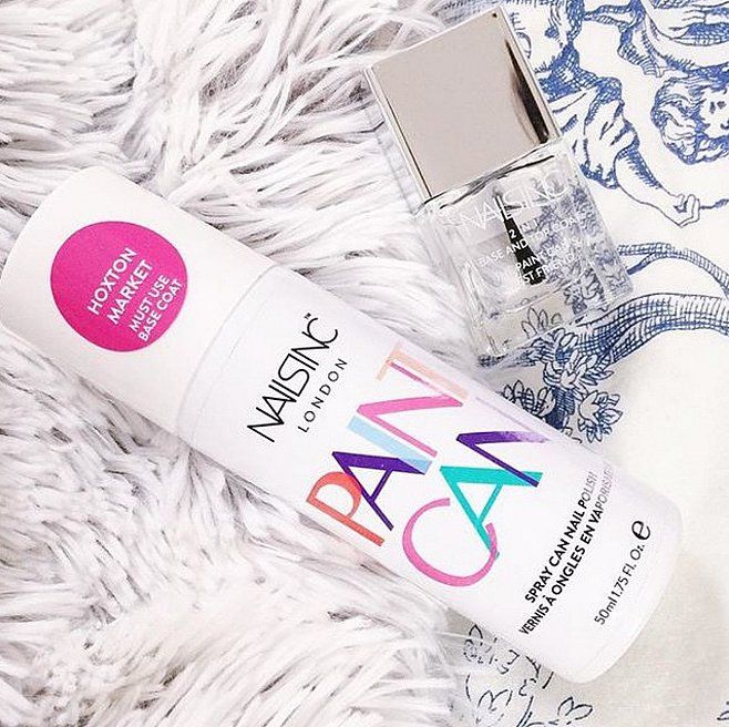 pulverisez-votre-manucure-avec-ce-vernis-en-spray-1