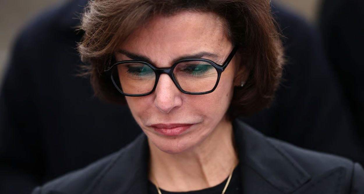 Il retourne sa veste ? Ce chanteur tr&egrave;s connu quitte le camp Hidalgo et s&rsquo;affiche avec Rachida Dati