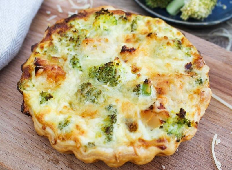 La recette de quiche brocoli, poulet et comté