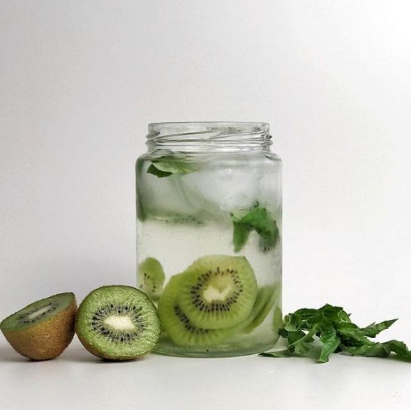 recette-eau-fruitee-detox-4