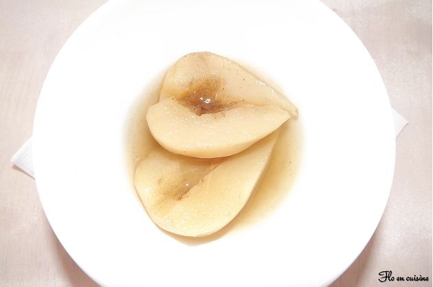 Ma recette facile de poires au sirop maison ! | So Busy Girls