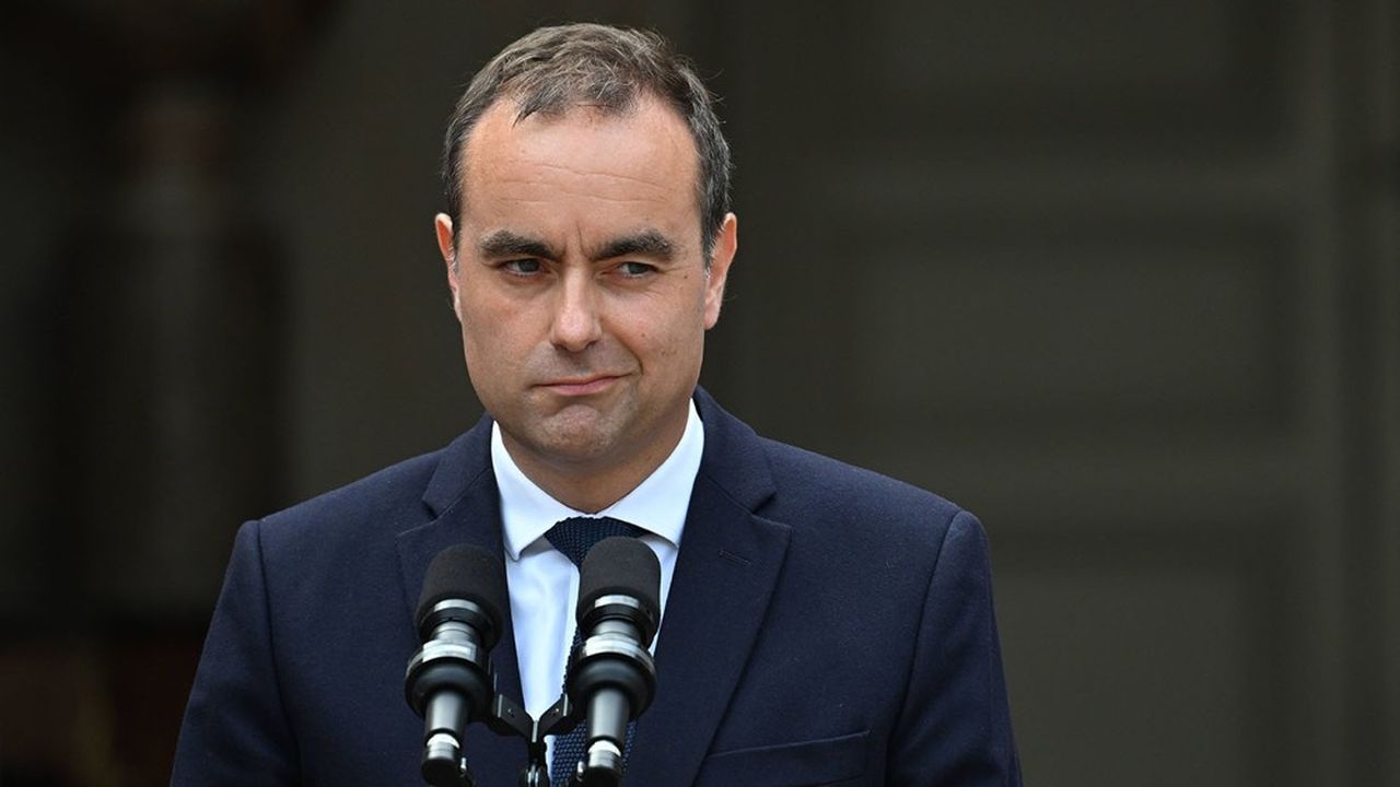Apr&egrave;s le pouvoir, le vide : ce choc silencieux v&eacute;cu par un ancien ministre de 76 ans