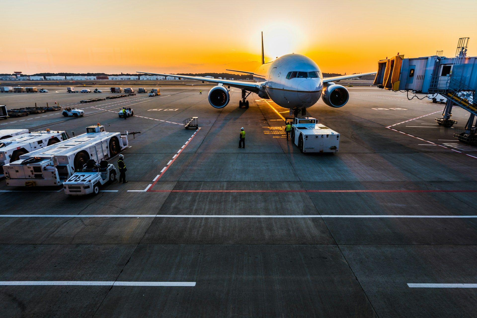 Billets d’avion plus chers cet été : ce détail que les familles vont surveiller de très près
