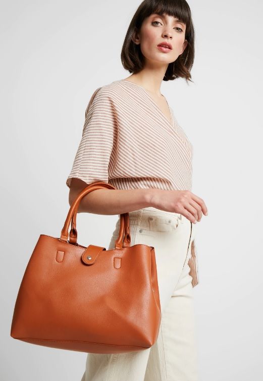 sac-a-main-cognac