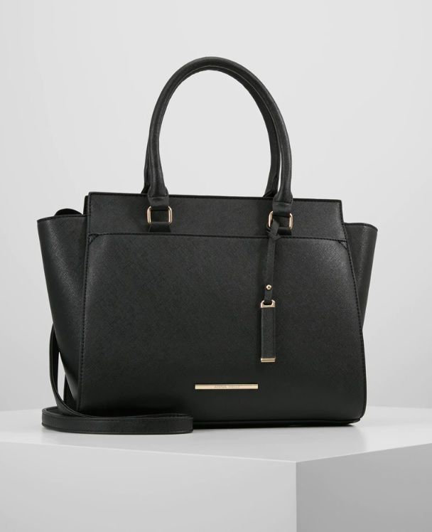 sac-a-main-noir-3