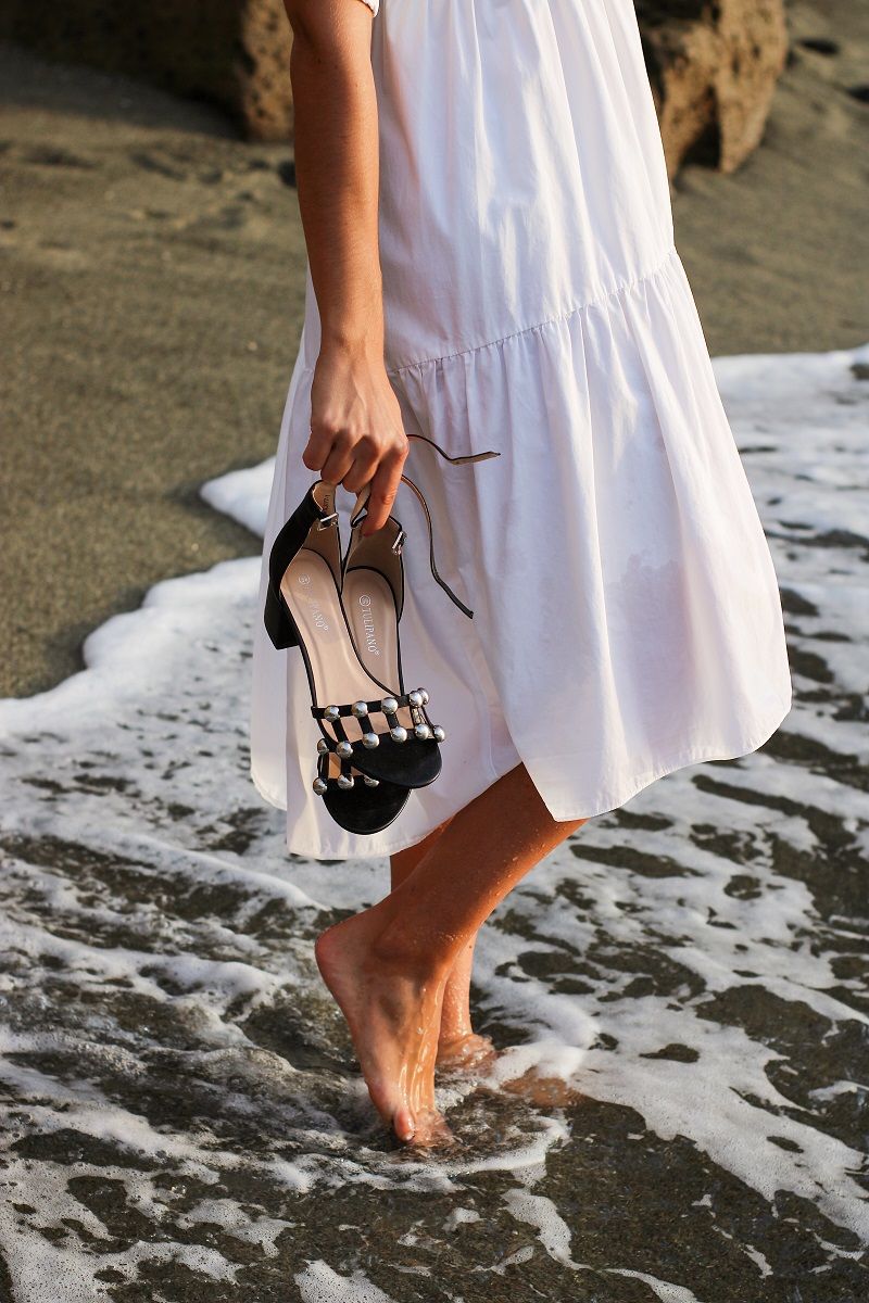 sandales-pieds-nus-mer