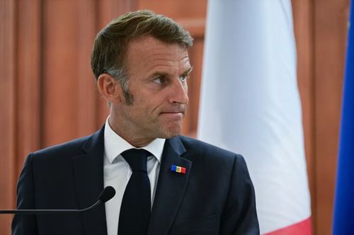 Emmanuel Macron n’a jamais été aussi impopulaire : ce nouveau sondage révèle une chute spectaculaire | So Busy Girls