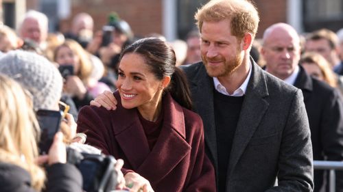 « Ils auraient dû prévenir le roi » : Harry et Meghan Markle au cœur d'un nouveau malaise avec Charles III à cause d'un télescopage d'agendas | So Busy Girls