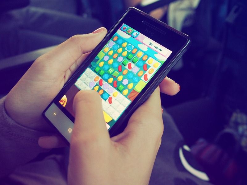 smartphone-candy-crush