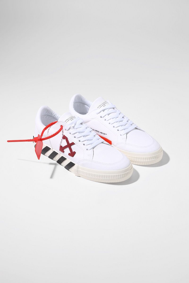 sneackers-blanche-rouge