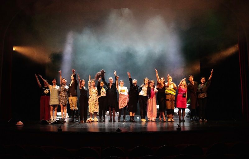 spectacle-theatre