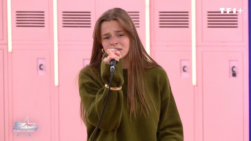 Star Academy : Anouk craque apr&egrave;s son &eacute;valuation et s&rsquo;interroge sur son propre sabotage