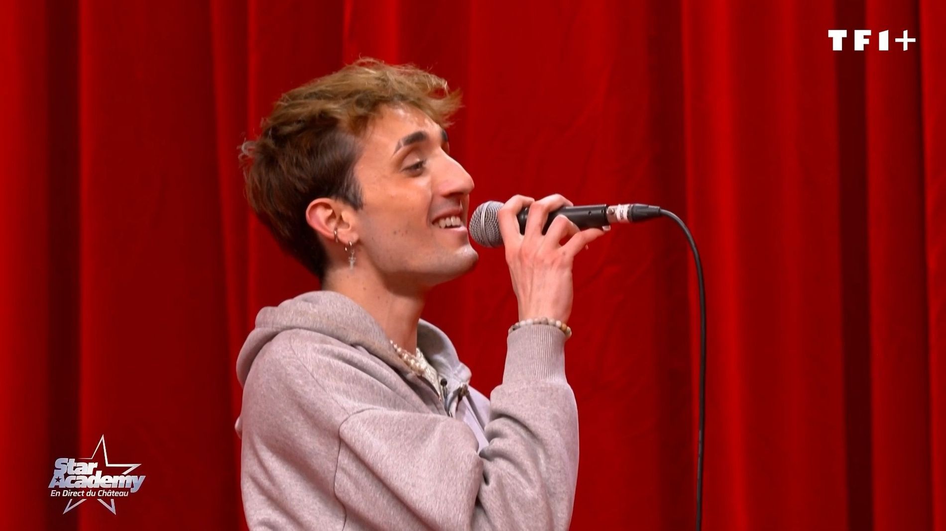 Victor &eacute;limin&eacute; de la Star Academy 2025 : ce message fort qui marque la fin d&rsquo;un parcours d&eacute;j&agrave; historique