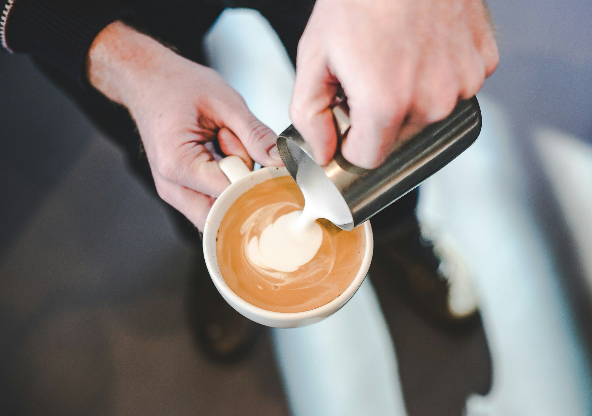 Mettre du lait dans son caf&eacute; : pourquoi il faut &eacute;viter