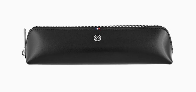 trousse-en-cuir-noir-luxe