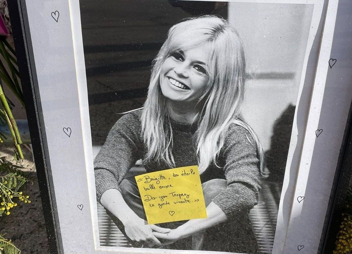 L’ultime adieu à Brigitte Bardot : pourquoi Saint-Tropez devient le centre de toutes les attentions