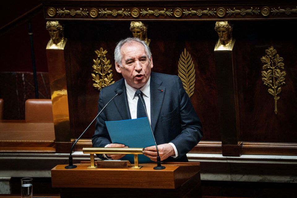 D&eacute;mission de Fran&ccedil;ois Bayrou : &agrave; quels privil&egrave;ges aura-t-il droit en tant qu&rsquo;ex-Premier ministre ?